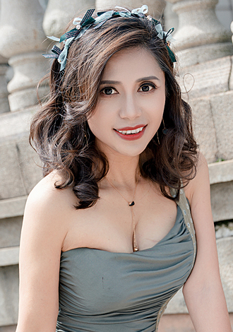 Most gorgeous profiles: Zhihua(Cathy) from Beijing, Asian beach member