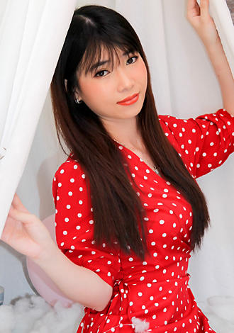 Gorgeous member profiles: Vietnam member Thi Thien Huong from Ho Chi Minh City
